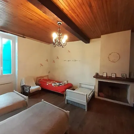 Maison Au Village Du Livre Ferienhaus Montolieu
