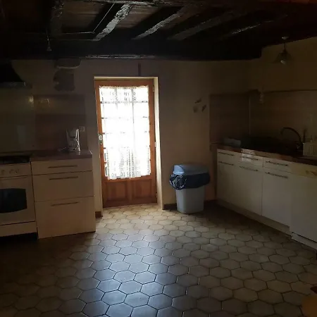 Maison Au Village Du Livre Holiday home *