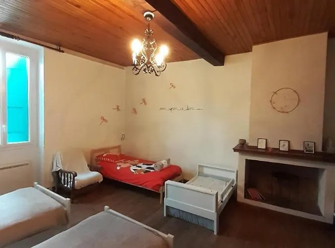 Maison Au Village Du Livre Casa vacanze Montolieu