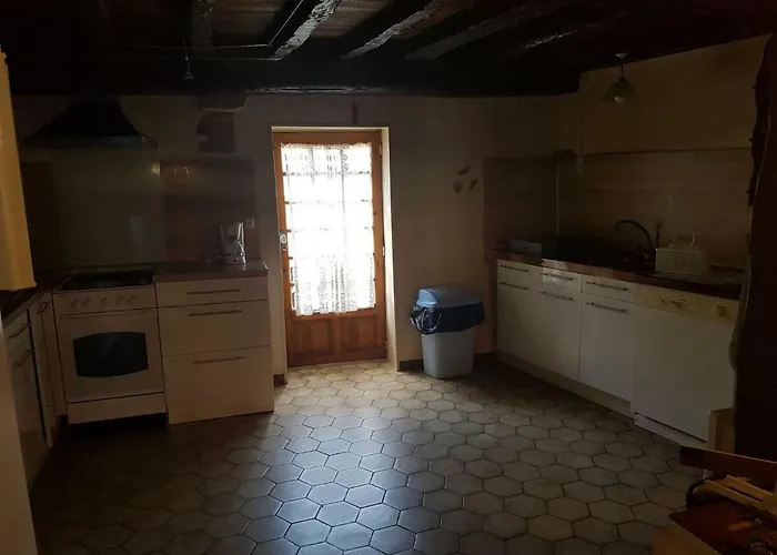 Maison Au Village Du Livre Casa vacanze *